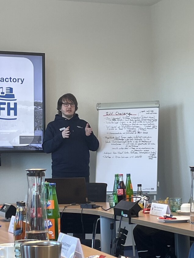 Azubi Florian hält Vortrag